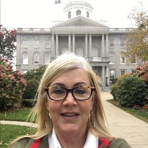 Meet your Posher, Detta